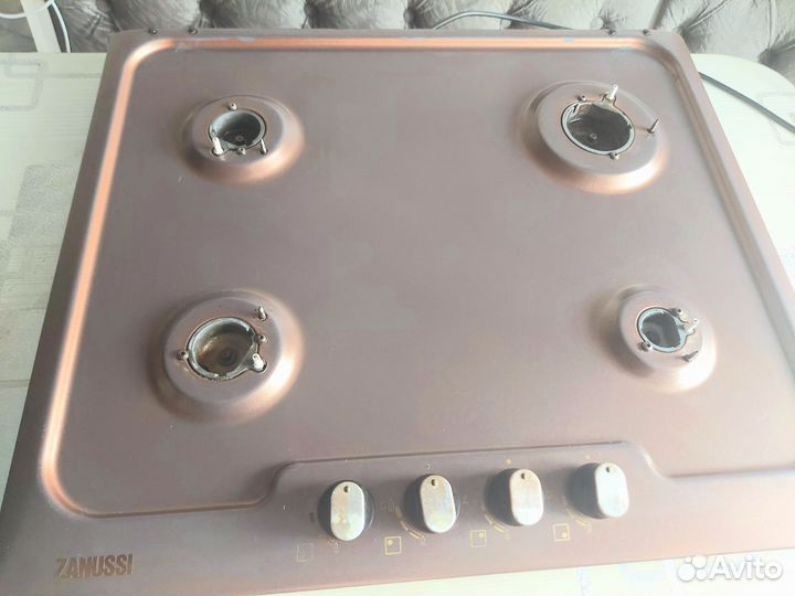 Газовая варочная панель 4 конфорки