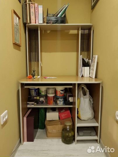 Компьютерный стол