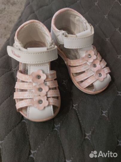 Сандалии для девочки 22 размер
