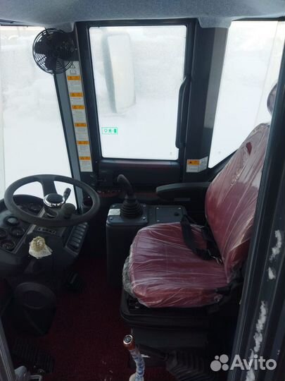 Фронтальный погрузчик Lonking LG833N, 2023