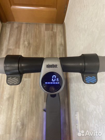 Электросамокат Ninebot Kickscooter ES2