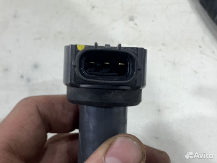 Катушка зажигания Mitsubishi 4B12