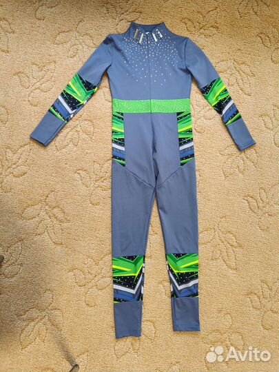 Комбинезон для гимнастов и акробатов