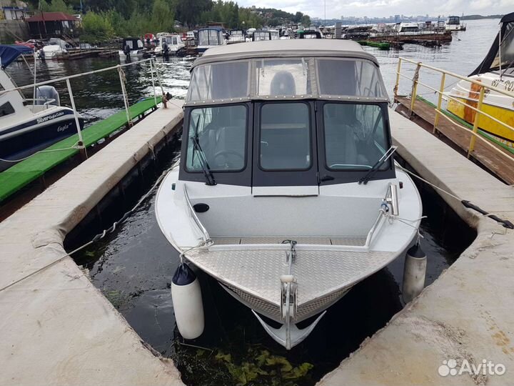 Американский рыболовный катер Boulton 21