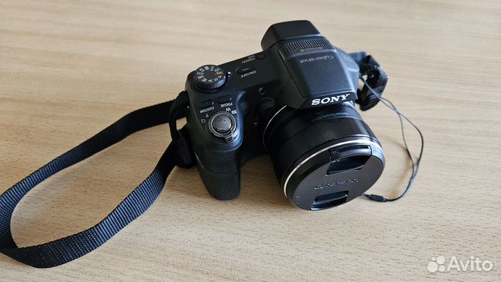 Фотоаппарат Sony Cyber Shot DSC-HX200