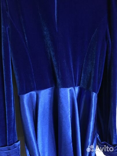 Платье праздничное.146 см. новое