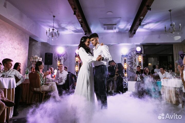 Dj, звук, свет, видео, конфетти, тяжелый дым