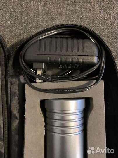 Светодиодный осветитель лампа LED