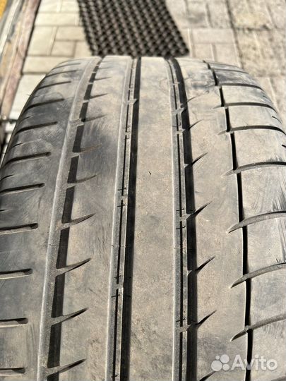 Triangle TH201 275/35 R20 102Y