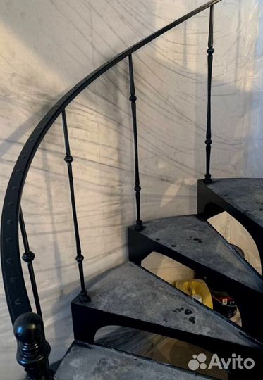 Лестницы винтовые