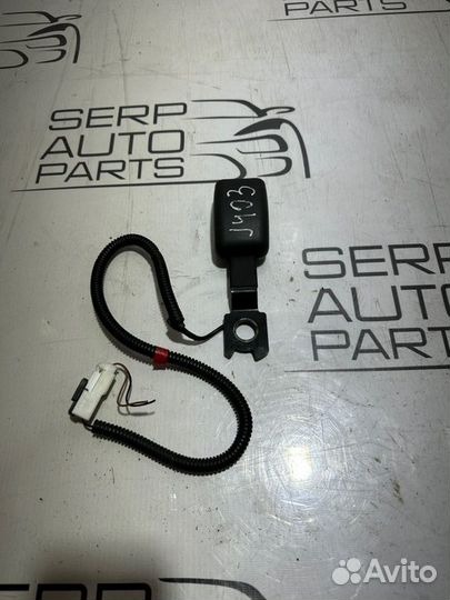 Ответная часть ремня левая Kia Soul AM G4FC 2009