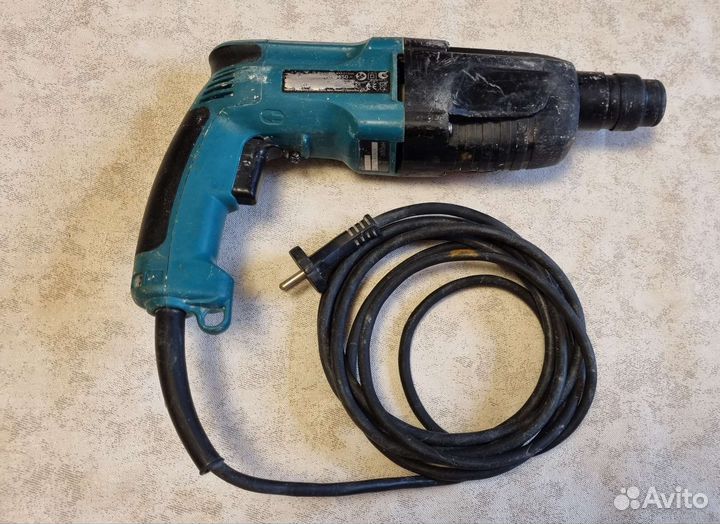 Перфоратор Makita HR2450