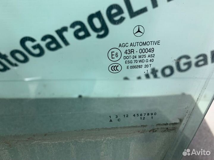 Стекло двери переднее левое Mercedes-Benz C-Class