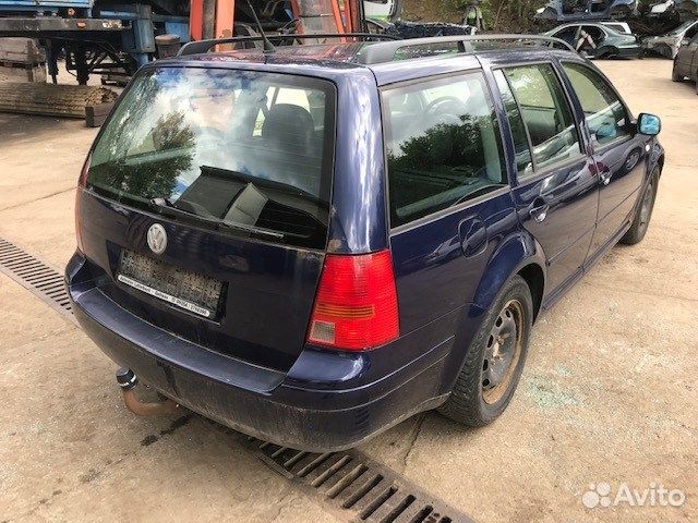 Разбор на запчасти Volkswagen Golf 4