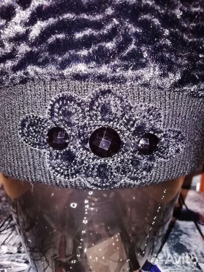 Шапка - берет для женщин