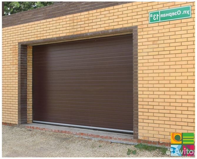 Секционные ворота для гаража alutech