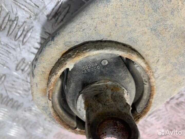 Рычаг продольный задний левый Kia Ceed JD