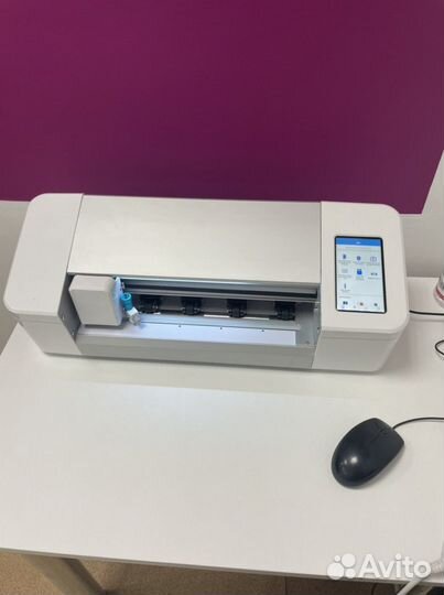 Режущий плоттер для гидрогелевой пленки