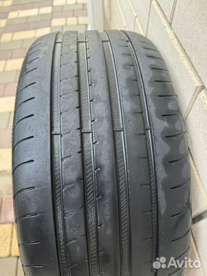 Goodyear Eagle F1 Asymmetric 5 245/40 R19 и 275/35 R19
