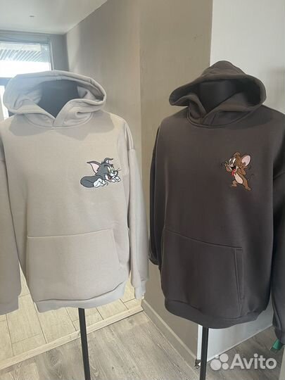 Вышивка на одежде, мерч