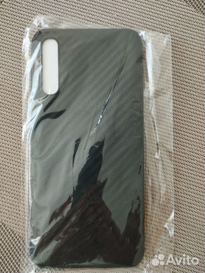 Чехол на телефон