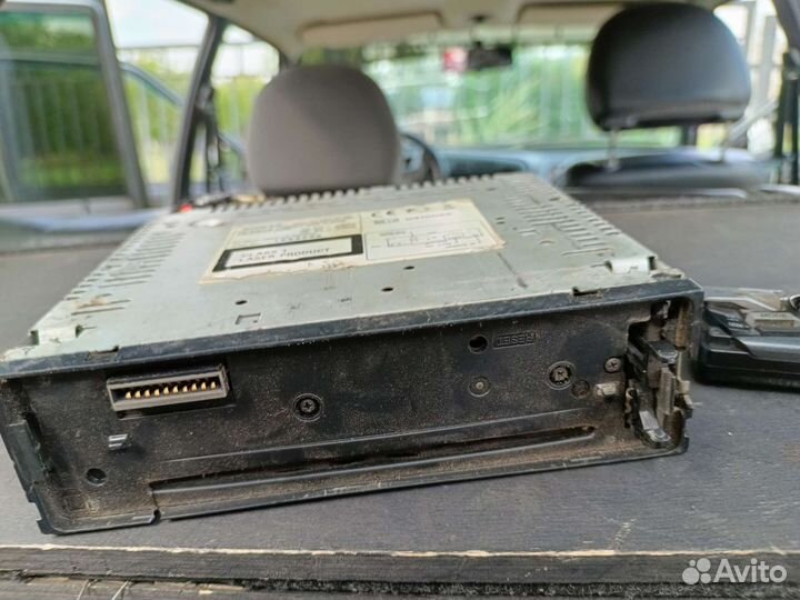 Автомагнитола