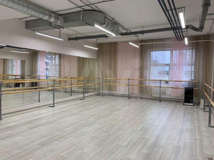 Свободного назначения, 165 м²