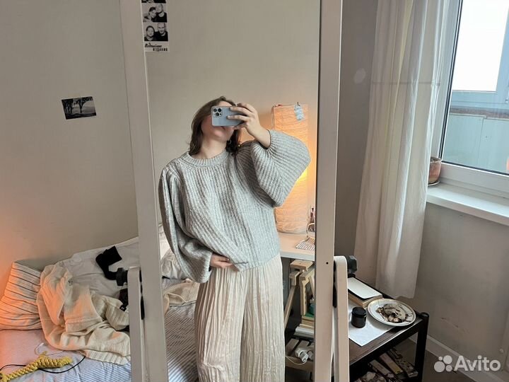 Свитер с пышными рукавами