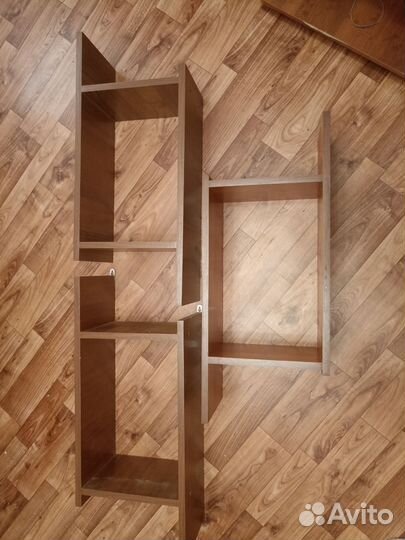 Полки настенные навесные