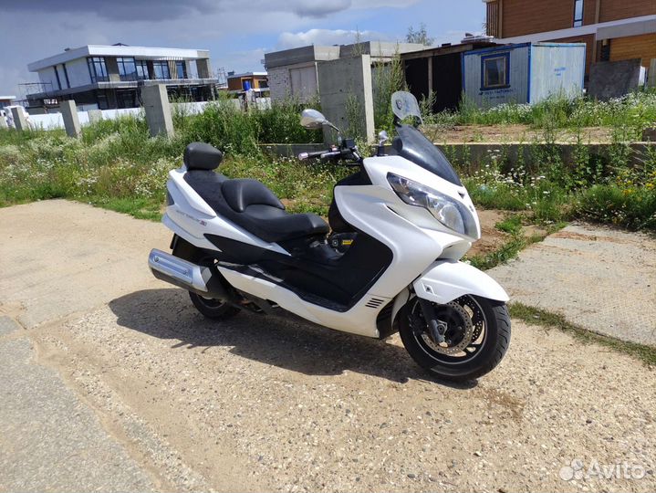 Suzuki Burgman Skywave 400