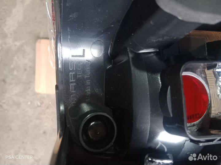Фонарь левый Peugeot Partner/Citroen Berlingo