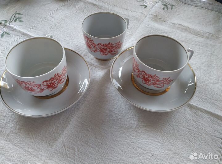 Винтажные чайные пары и кружки