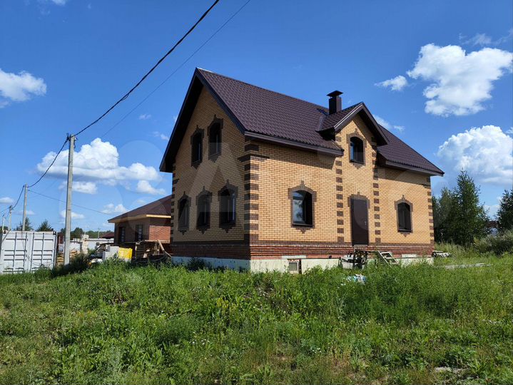 Коттедж 177,5 м² на участке 10 сот.