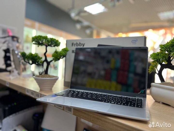 Ноутбук frbby V10 8/256(Новый,гарантия)