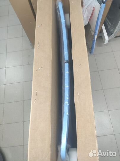 86111S1240 ветровое стекло Santa Fe 2018