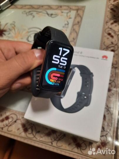 Фитнес браслет huawei band 8