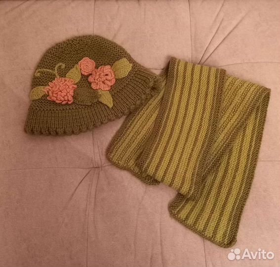 Вязаный комплект шапка шарф на 5-6лет