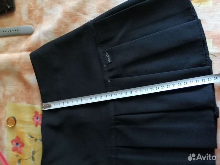 Для школы 2 юбки и 2 жилета