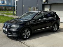 Volkswagen Tiguan 2.0 AMT, 2018, 125 000 км, с пробегом, цена 2 790 000 руб.