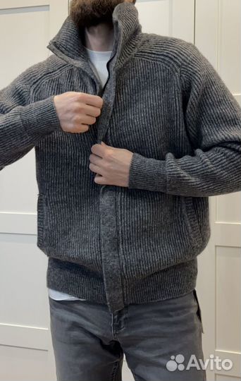 Мужской вязаный кардиган