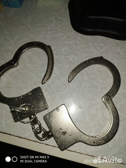 Наручники брс