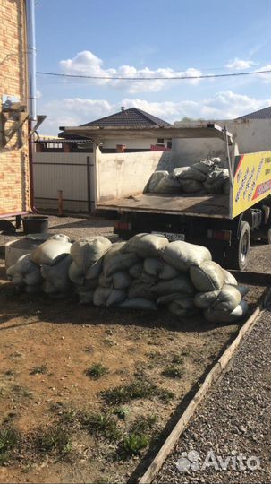 Чернозем на маленькой машине