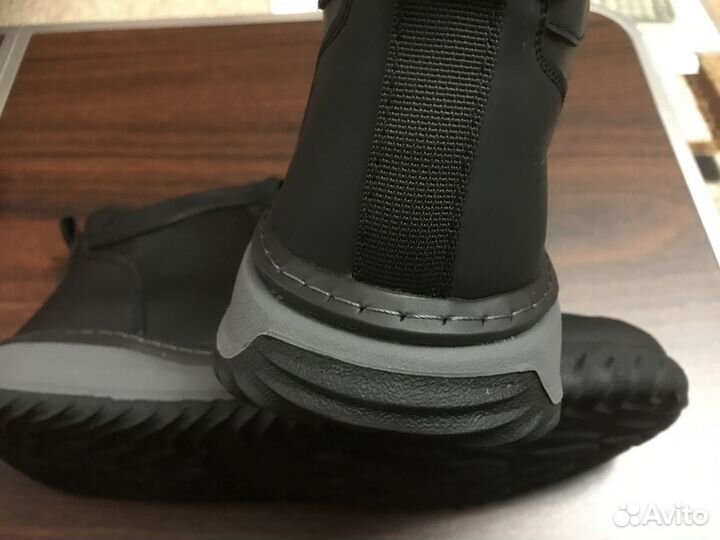 Ботинки мужские 43 размер новые