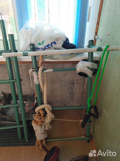 Шведская стенка с турником