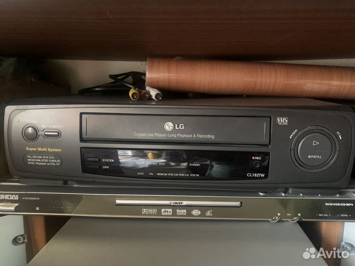 Видеомагнитофон