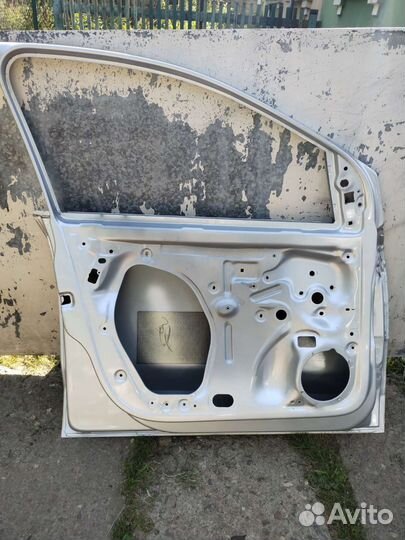 Дверь на volkswagen polo