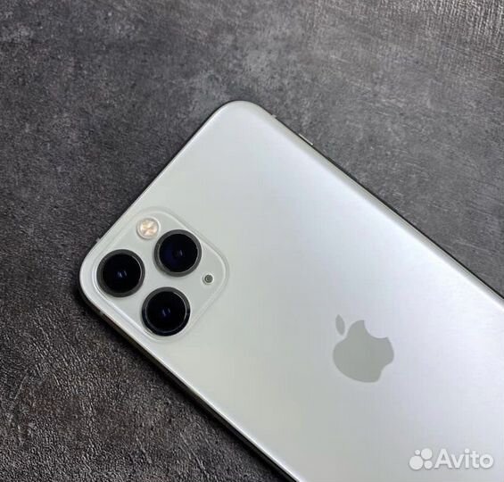 iPhone 11 Pro, 64 ГБ