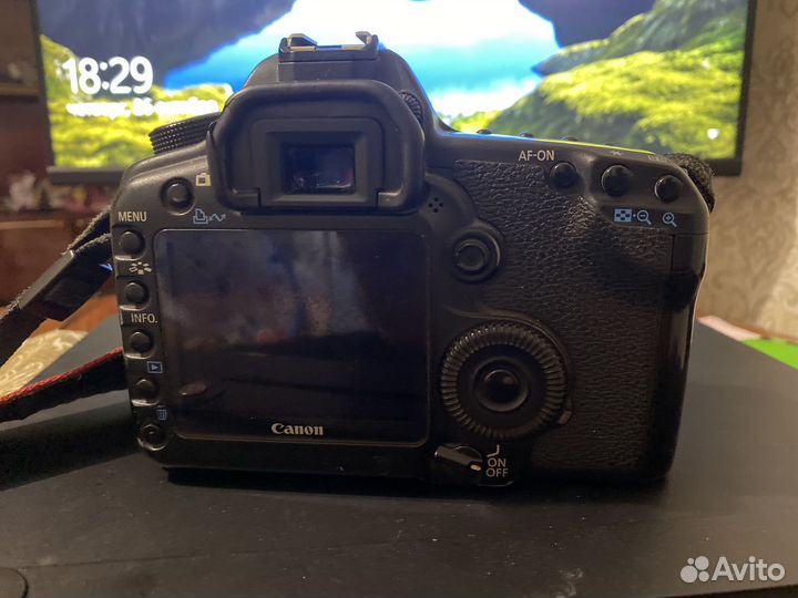 Фотоаппарат canon 5d mark ii + canon 40 mm 2.8