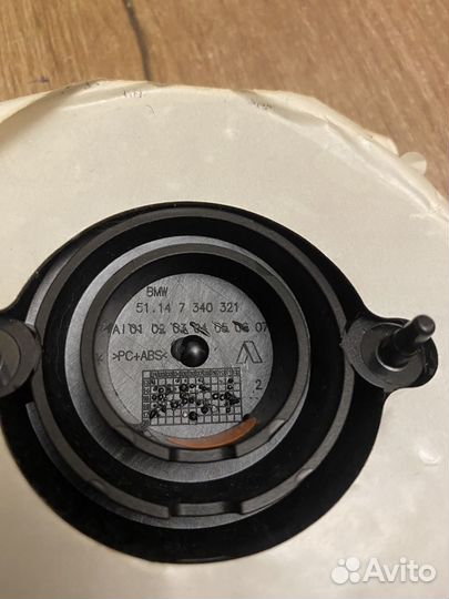 Логотип на коышку багажника BMW X6