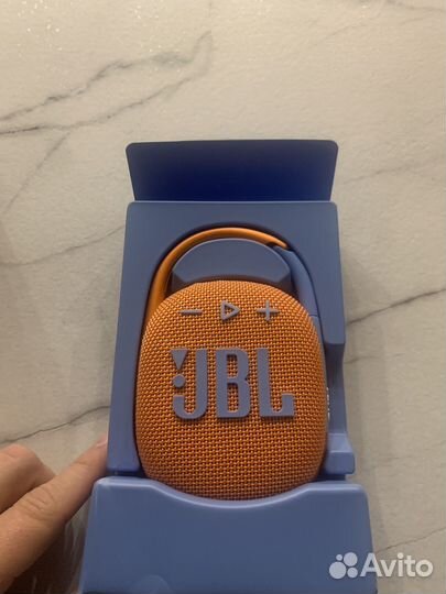 Колонка jbl clip 4